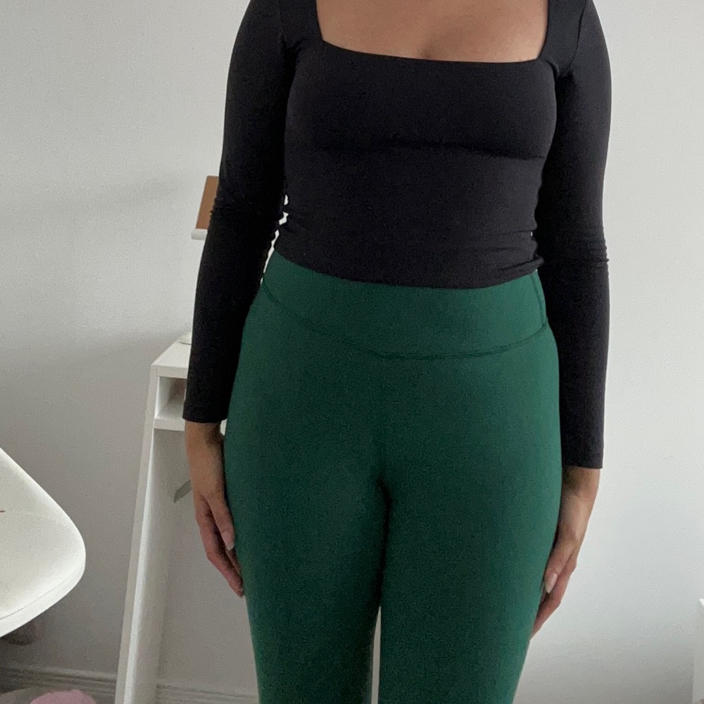 TNA dark green leggings